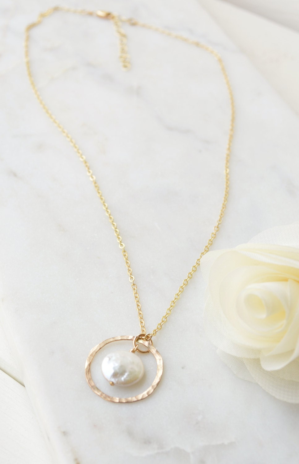 Full Circle Necklace in Gold